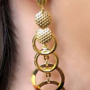 Brinco Médio com Círculos Diferentes Banhado em Ouro 18k