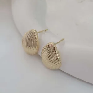 Brinco gota de linhas folheado em ouro 18k